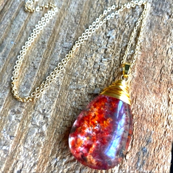 ⭐ Phantom Quartz 22k Gold Moss Agate Crystal Necklace - Picture 3 of 6